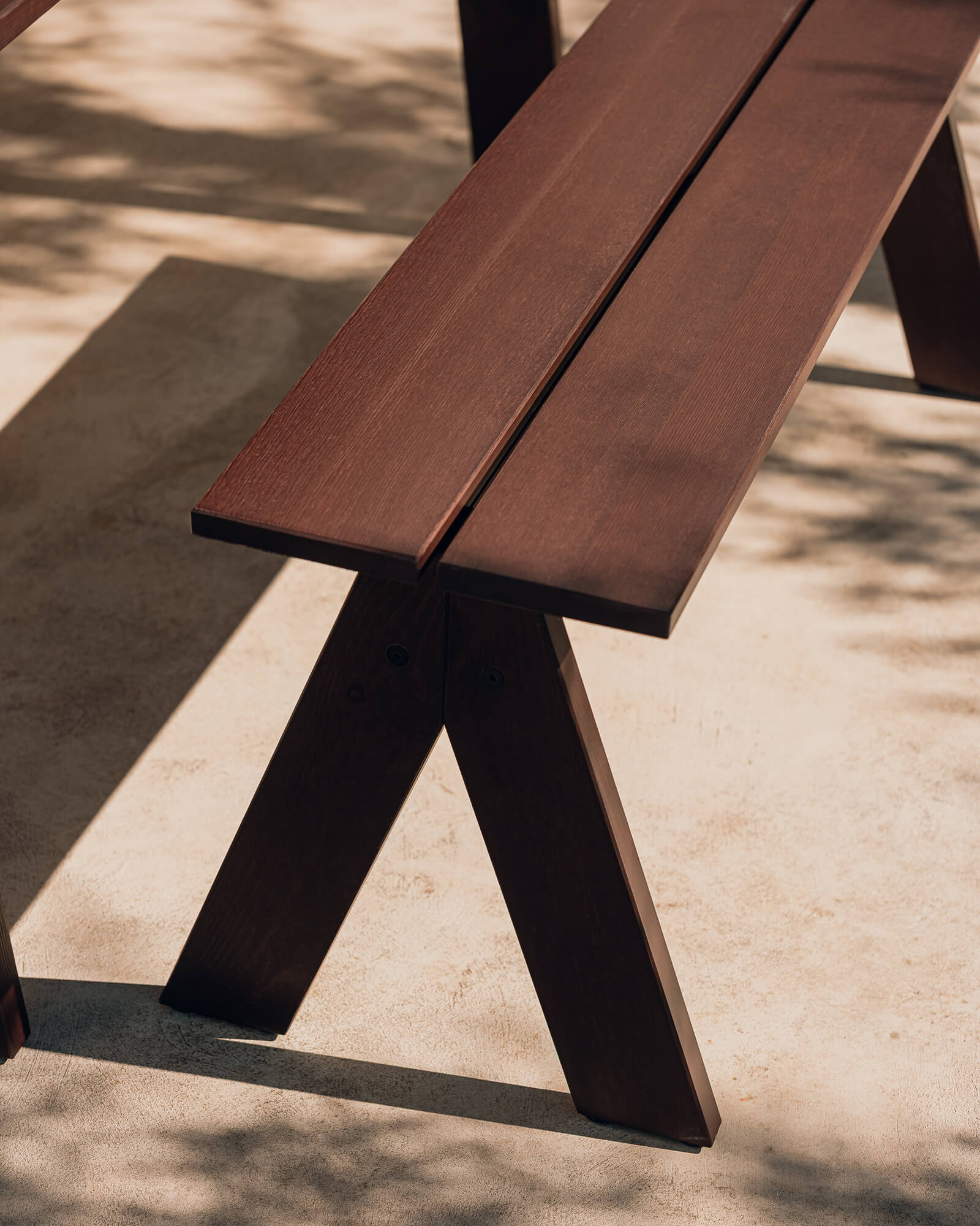 Navo Bench