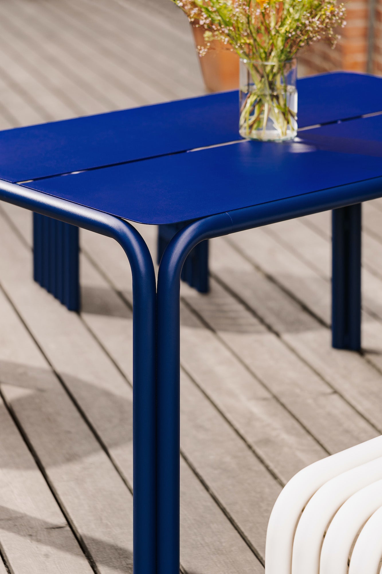 From small balconies to spacious gardens, our collection of garden furniture has everything needed to enjoy your outdoor to the fullest. Explore tables, stools, benches, and more for aesthetic balconies and modern gardens. Minimal balconies.