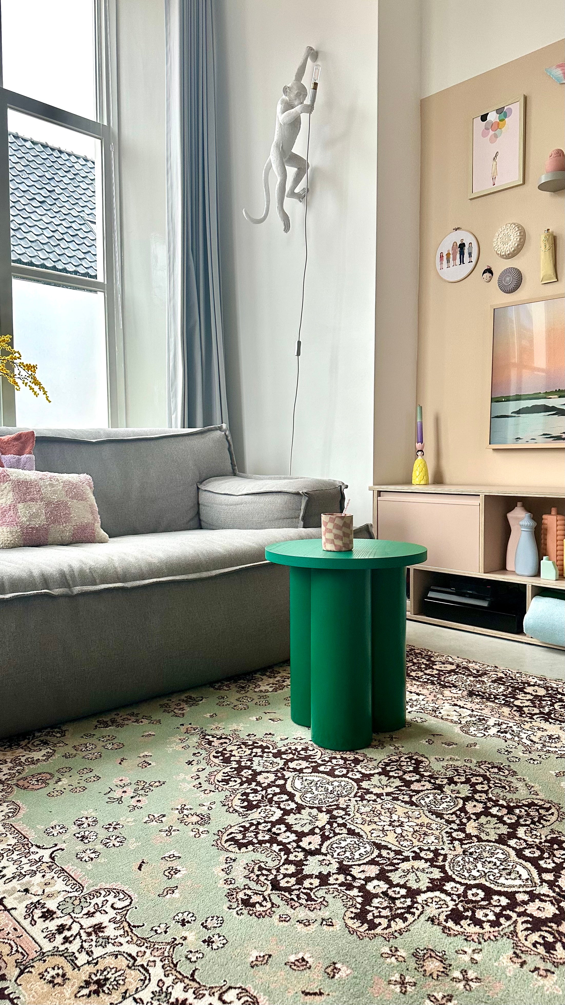 Step into comfort and explore living room ideas for small, cozy, and aesthetic spaces. Discover modern designs including coffee tables, poufs, stools, side tables, sofas, armchairs, ottomans, TV stands, sideboards, and more. Colorful, japandi, or minimal.