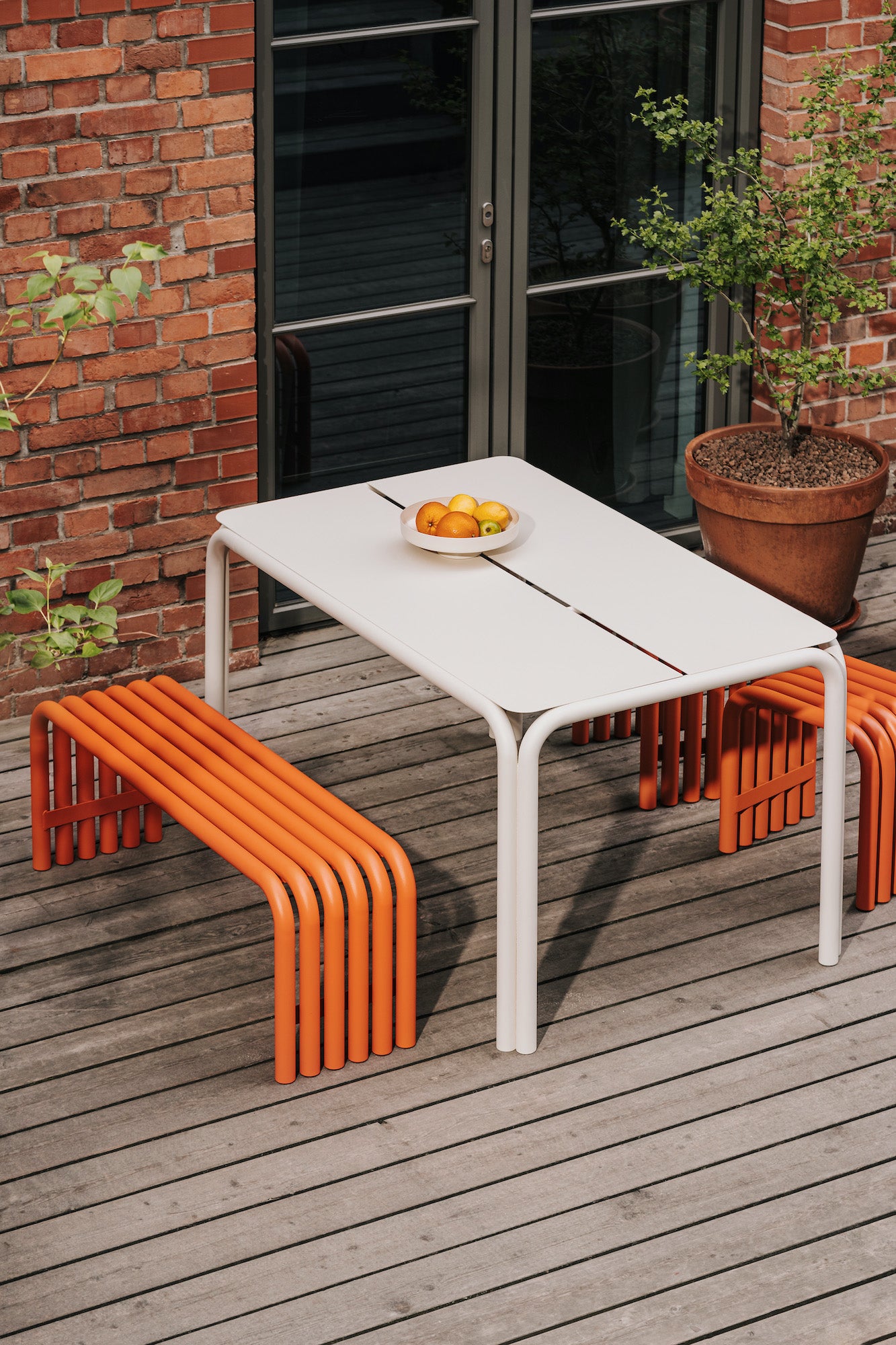 From small balconies to spacious gardens, our collection of garden furniture has everything needed to enjoy your outdoor to the fullest. Explore tables, stools, benches, and more for aesthetic balconies and modern gardens. Minimal balconies.