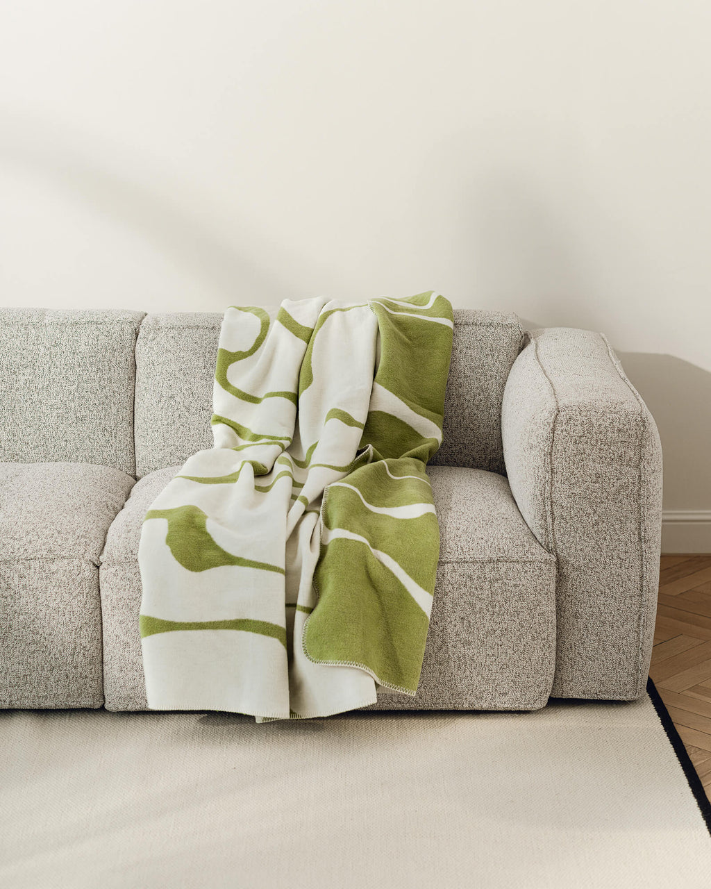 Felu Throw