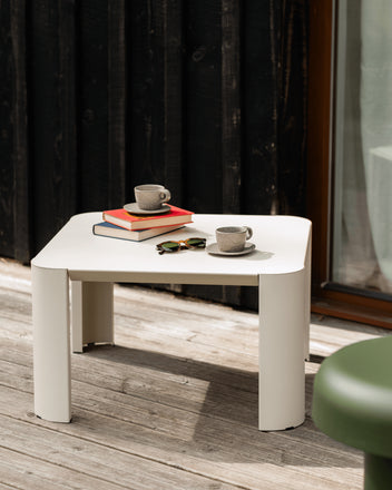 Fli Outdoor Coffee Table