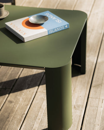 Fli Outdoor Coffee Table