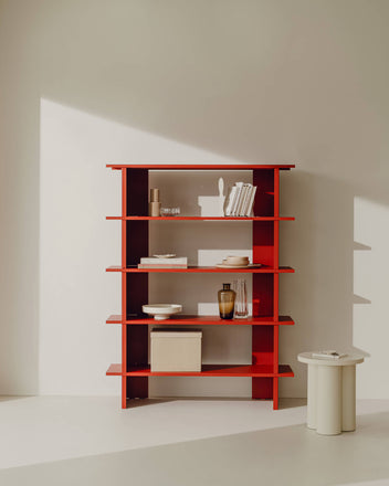 Hes Bookcase