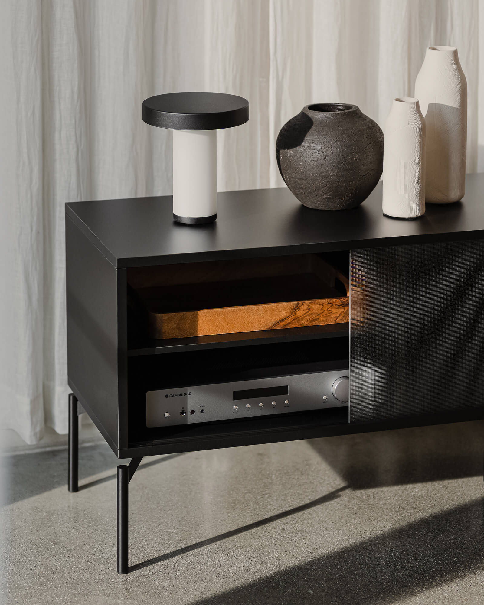 Met TV Stand