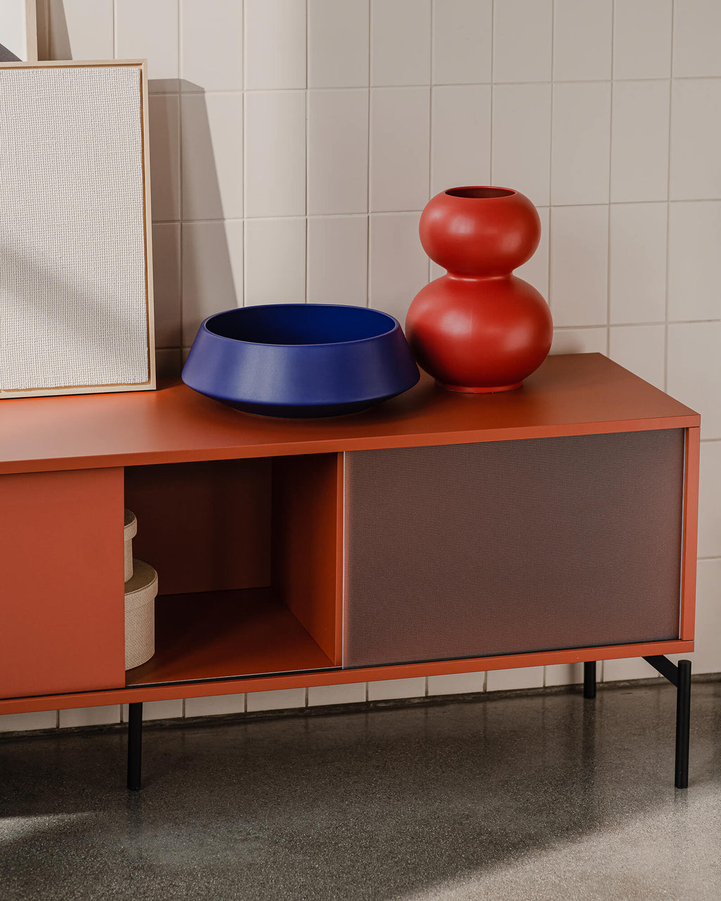 Met TV Stand