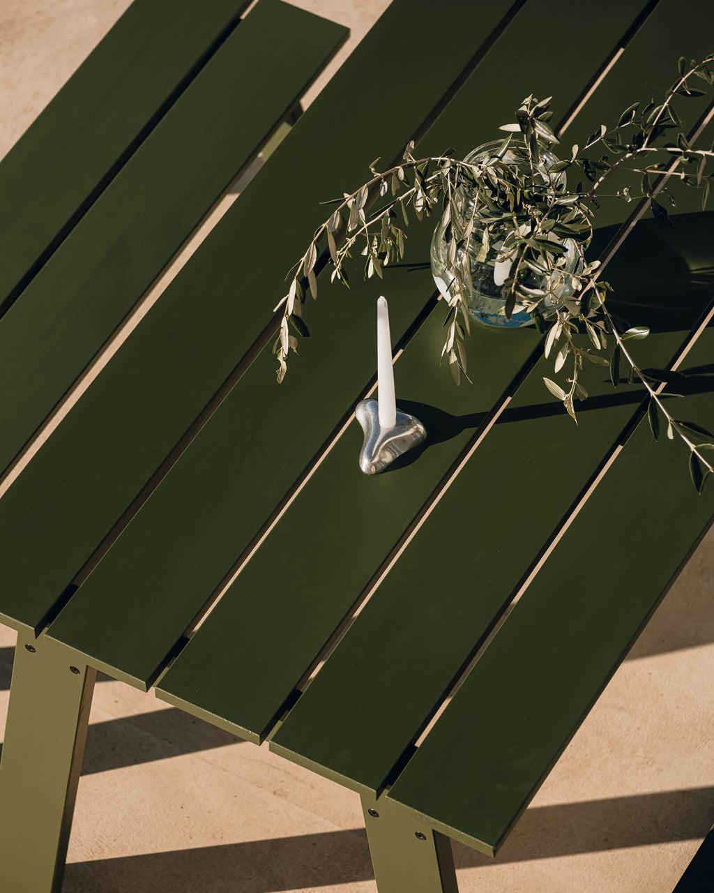 Navo Table