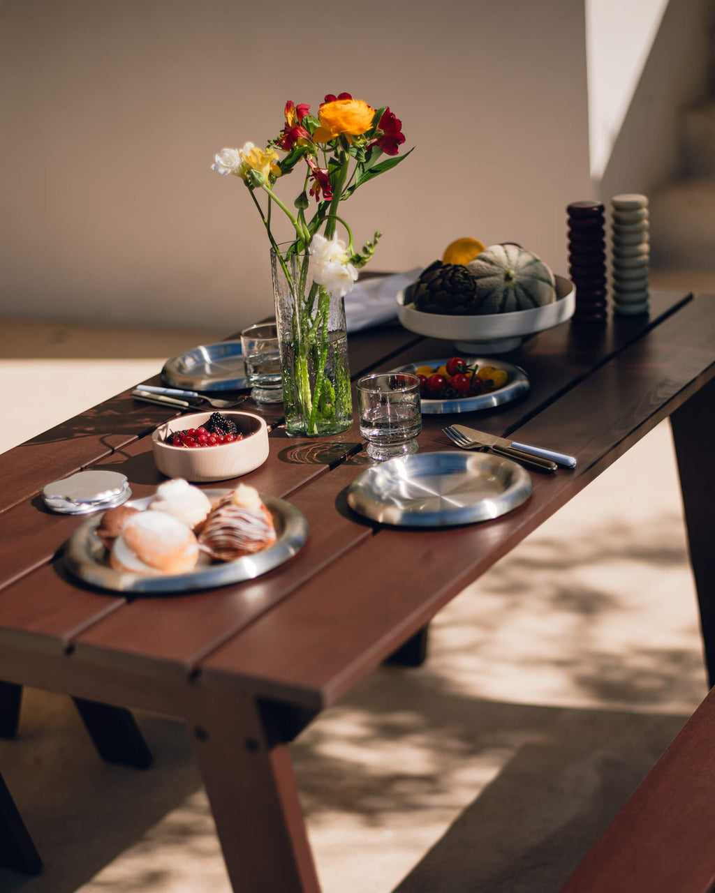 Navo Table
