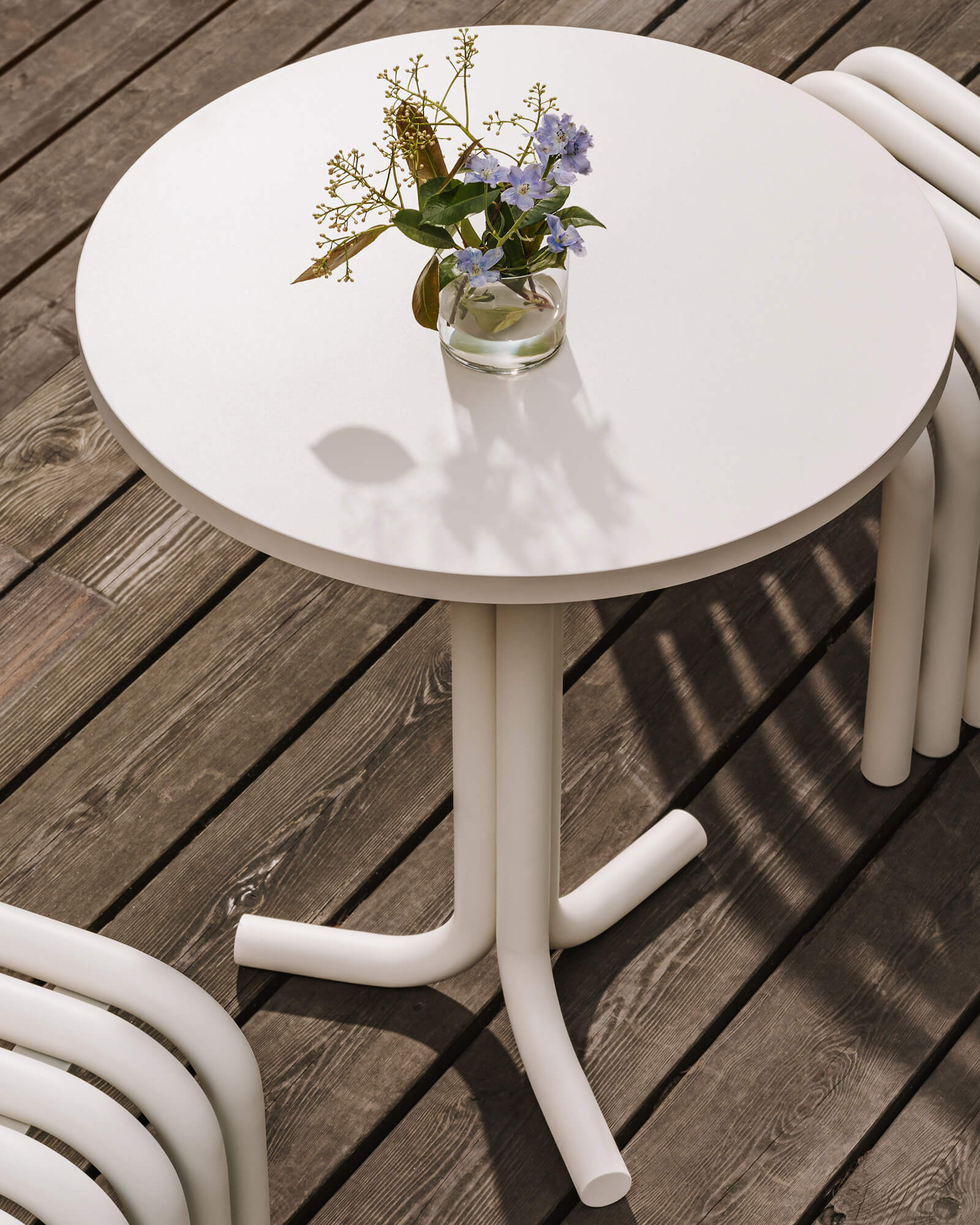 Nokk Cafe Table & 2x Kei Chair Bundle
