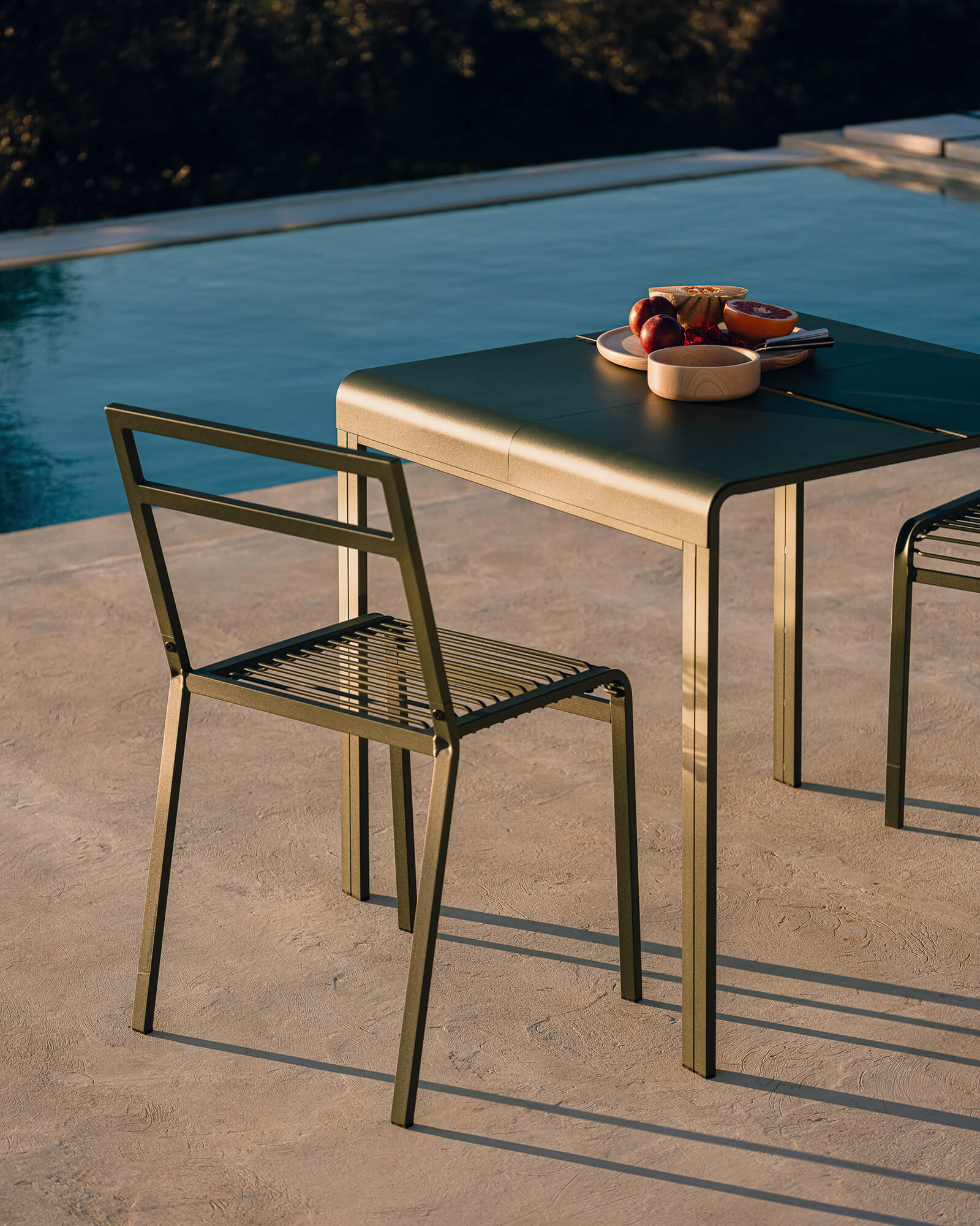 Oto Table