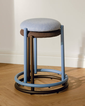Puli Stool