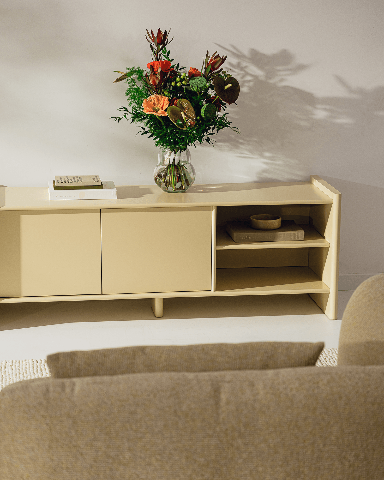 Rali TV Stand