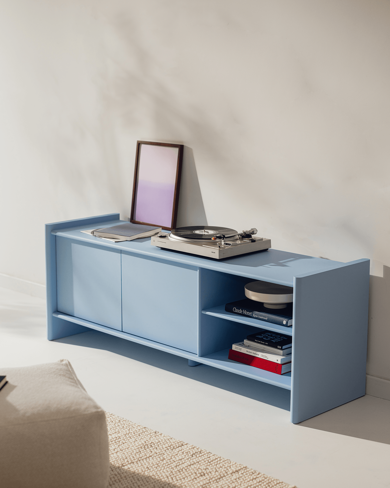 Rali TV Stand
