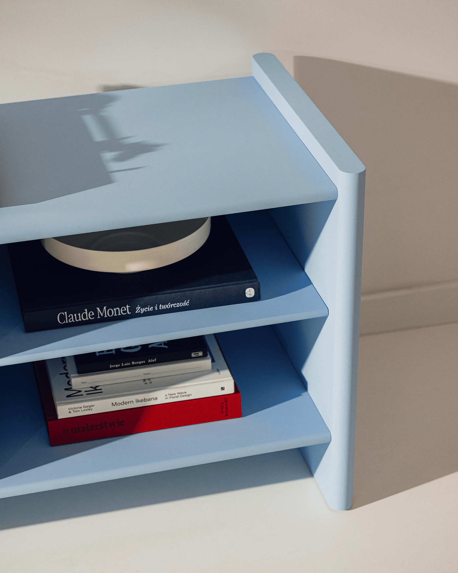 Rali TV Stand