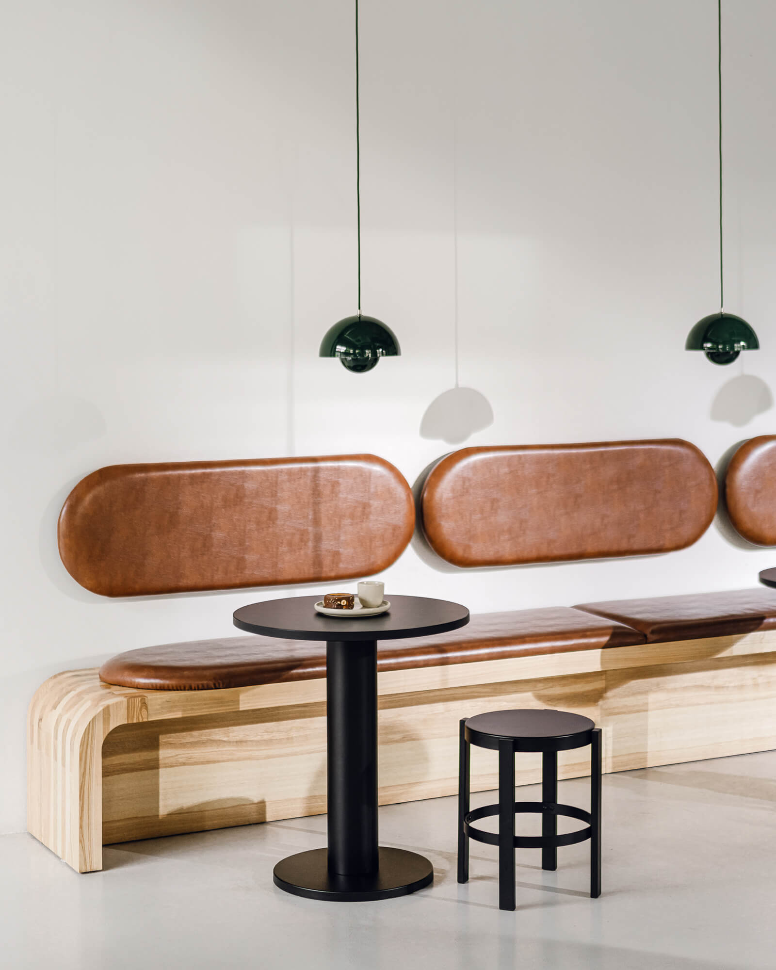 Sool Café Table – large