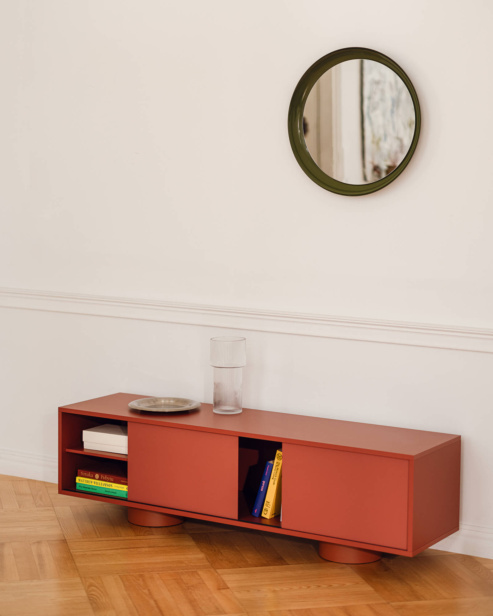 Taro TV Stand