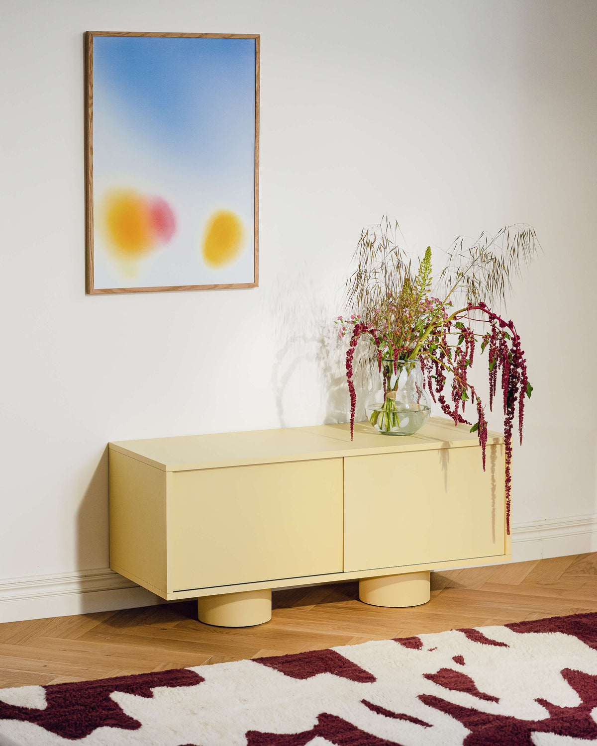 Taro Mini TV Stand