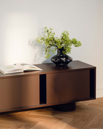 Taro TV Stand