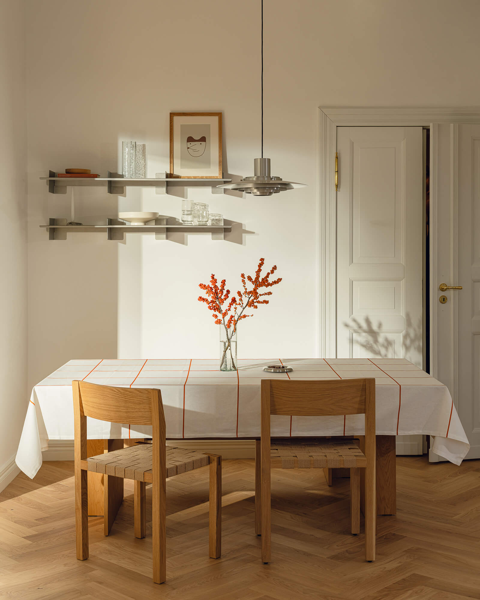 Toli Chair