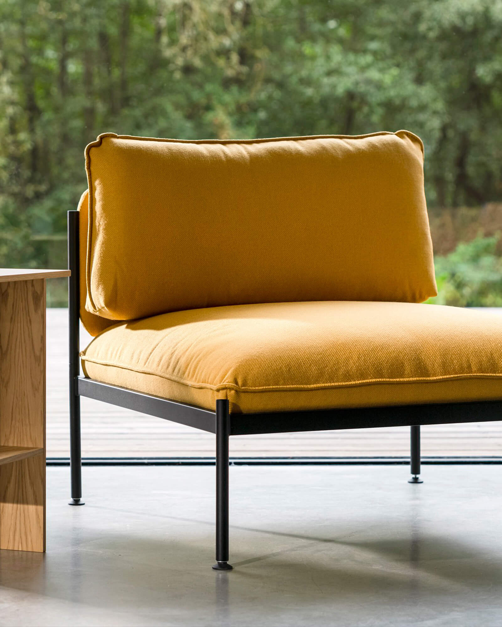 Toom Armchair