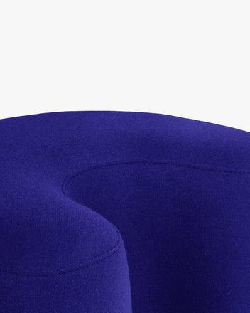 Ü Pouf