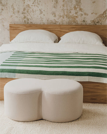 Umbo Pouf