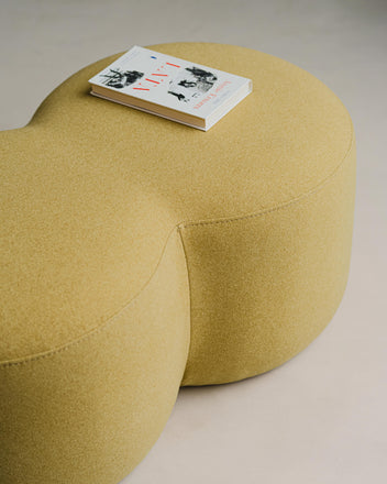 Umbo Pouf