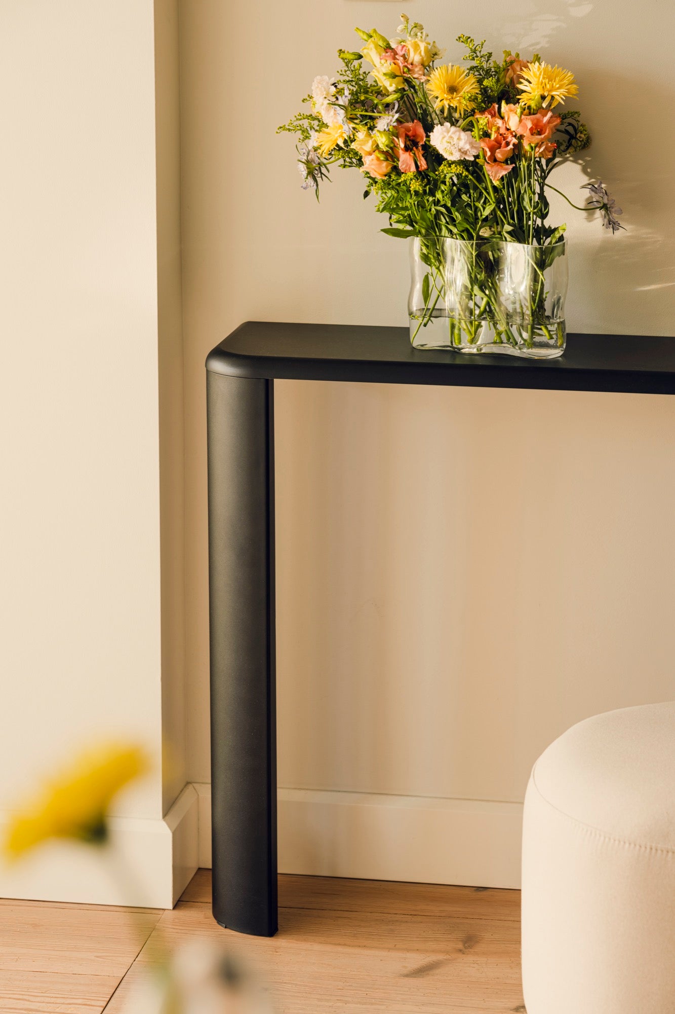 Fli Console Table