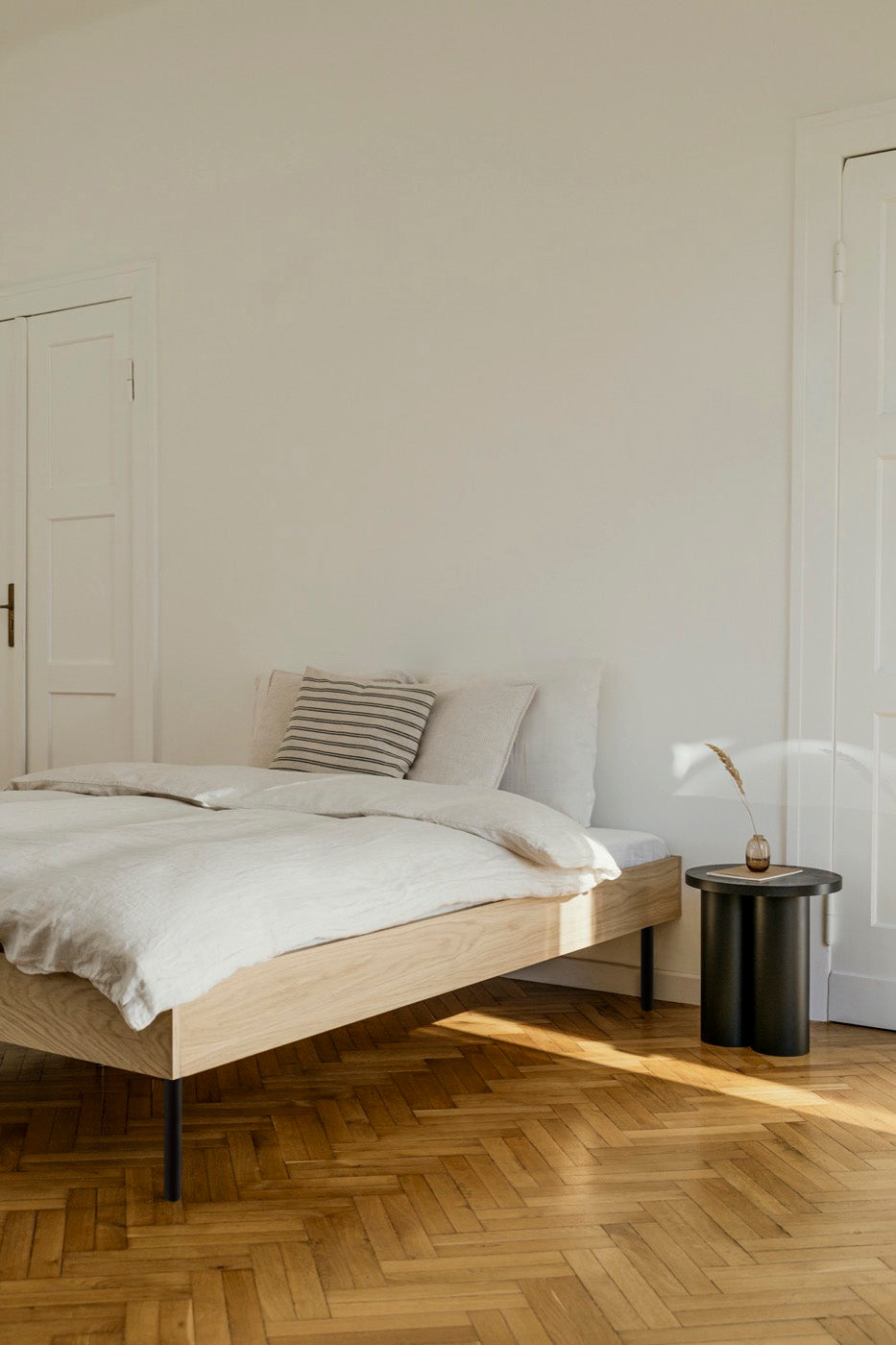 Streiko Bed Oak